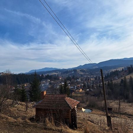 Приватна Садиба "Світлиця Гуцульщини" Vorokhta Eksteriør billede